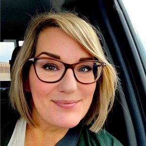 Meet your Posher, Nicole